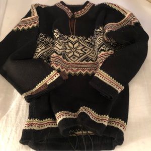 DALE OF NORWAY - authentic Norwegian sweater